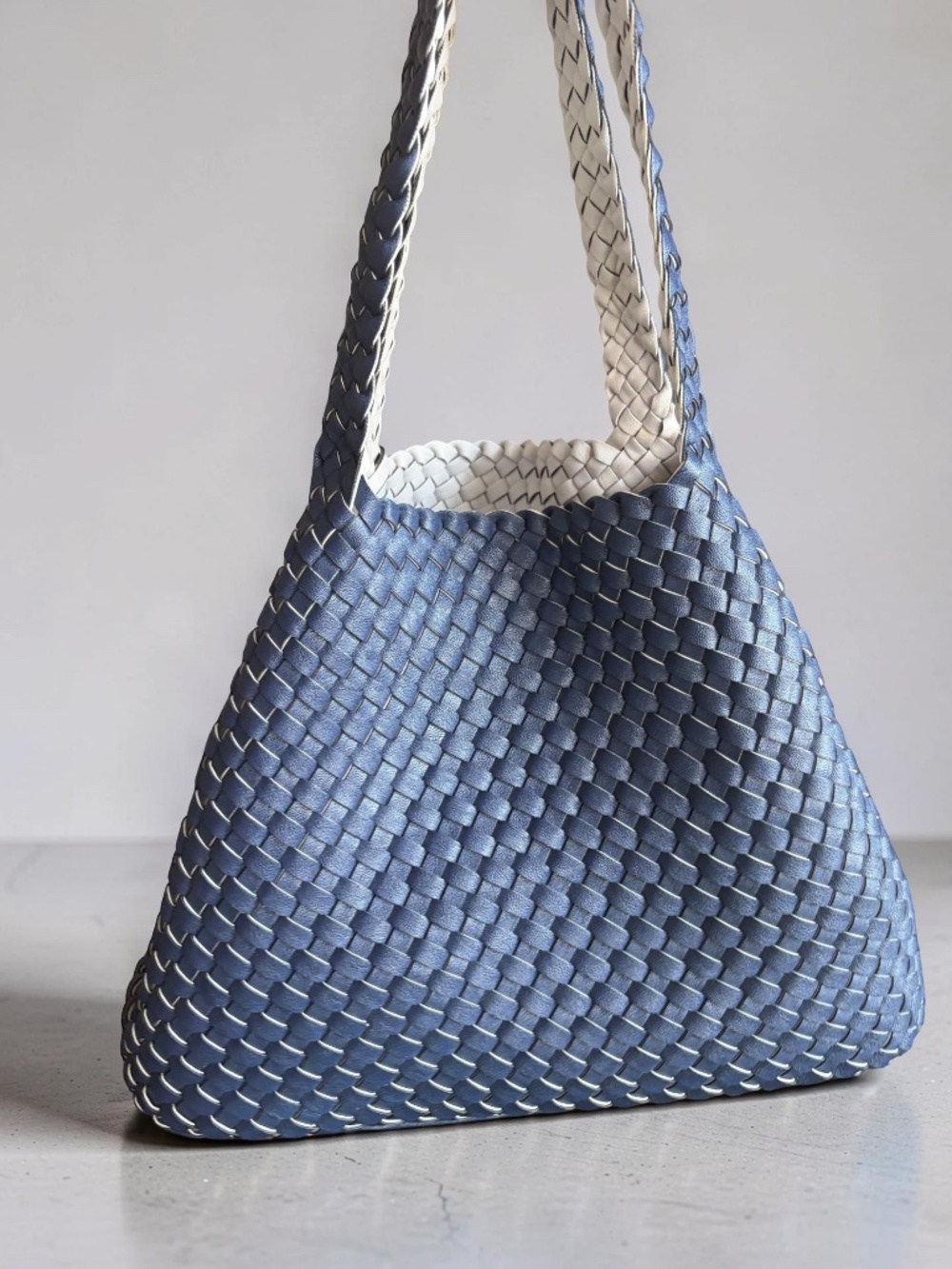 NWOT Vegan Leather Braided Woven Hobo Shoulder Bag in Blue